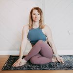Vicky Yates - @thesingingyogi82 - Instagram