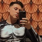 Victor Angeluci - @victorangeluci - Instagram