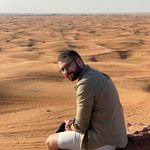Victor Cobos - @cobos.jpg - Instagram
