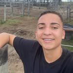 victor Daniel   - @victordanielroch - Instagram