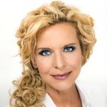 Victoria Herrmann - @victoria__herrmann_official - Instagram