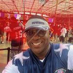 Victor Holmes - @holmes_victor - Instagram
