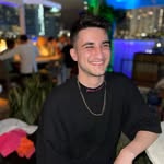 Victor Laszlo - @laszlovic - Instagram