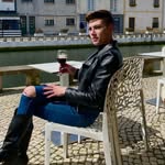 𝐕𝐈𝐂𝐓𝐎𝐑 - @victormories - Instagram