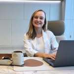 Victória Elia - Dermatologista - @victoriaelia - Instagram