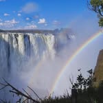 𝗩𝗶𝗰𝘁𝗼𝗿𝗶𝗮 𝗙𝗮𝗹𝗹𝘀 𝗭𝗶𝗺𝗯𝗮𝗯𝘄𝗲 - @_.victoria_falls - Instagram