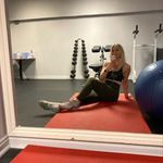 Victoria Field - @victoria.field - Instagram