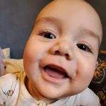 Victoria Forrest - @keriropiha - Instagram