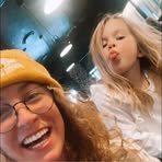 Victoria LoRe - Facebook