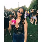 Victoria Simoni Sainr - @victoriasimoni - Instagram