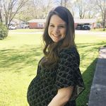 Victoria Strader - @victoriathehealthymama - Instagram