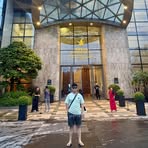 Viet Lee - Facebook