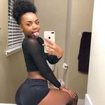 Vikki Hanks - @vikkihanks235 - Instagram