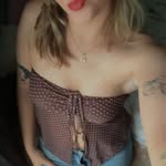 𝒱𝒾𝓀𝓀𝒾 ℒℯℯ ✿ - @itss.honestee - Instagram