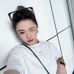 Vikki Lee - @leevikkiiiii - Instagram