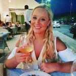 Vikki Parker - @vcparker18 - Instagram