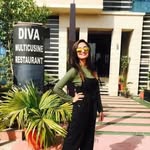 Vinisha Joshi - @vinisha.joshi.52 - Instagram