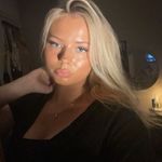 Vida viola valborg hall - @vidahall_ - Instagram