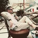 Norbert Kovács - @herbert_von_viola - Instagram