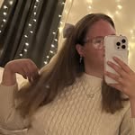 Violet Huggins - @v._.hugs - Instagram
