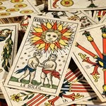 Violet Riddle - @thetarotczar - Instagram