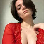 Viola Riley - @reclaiming.the.flesh - Instagram