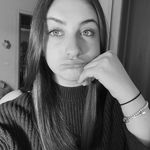 vio - @viola.romanoooo - Instagram