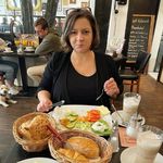 Viola Schäfer - @yvonnerose54 - Instagram
