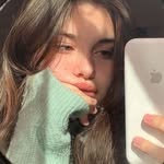 Violet Bennett - @aria.ktn - Instagram