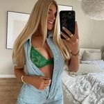 Violet Bennett - @violetbennett404 - Instagram