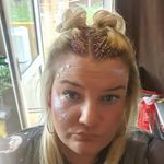 Violet Davies - @violetanne123 - Instagram