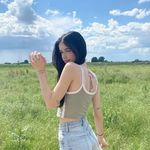 Violet Dean - @w1lting_vi0lets - Instagram