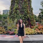 @violet.holmes132267315 - Instagram