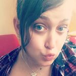 Violet Jansen - @violetsarenotblue - Instagram