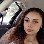 Violet Mathews - @violet19_26 - Instagram