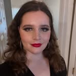 Violet Moore - @violet.is.pretentious - Instagram