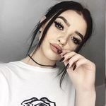 Violet Moore - @violet.n_moore - Instagram