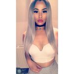 Violet. USA. 22 years - @violet__moore_ - Instagram