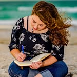 Violet Noel - @violetnwrites - Instagram