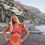 Violet Nolan - Facebook