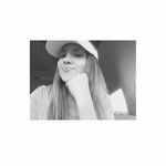 Violet Perry - @violet.perry.775 - Instagram
