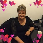 Violet Rowlands - @violetrowlands - Instagram