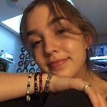 Violet Scott - @vi0letscott - Instagram