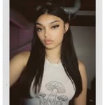 Sylvia Hardiman - @its_sylviaviolet - Instagram