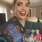 Violet Taylor - Facebook