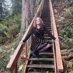 Violet Taylor - Facebook