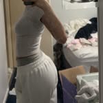@violetturner.bts - Instagram