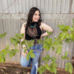Violet Vasquez - Facebook