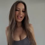 Violet Vaughn - @halevans95 - Instagram