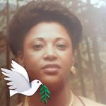 Violet Vaughn - @violet.vaughn.3532 - Instagram